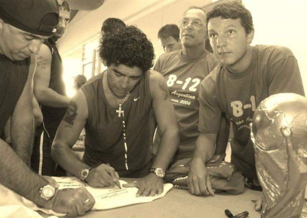 Diego Maradona en el Balneario 12. Diego Maradona en el Balneario 12.