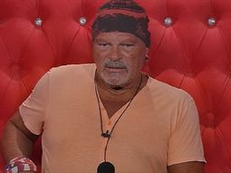 La pelea completa de Coti y Alfa por tres sobres de jugo en polvo