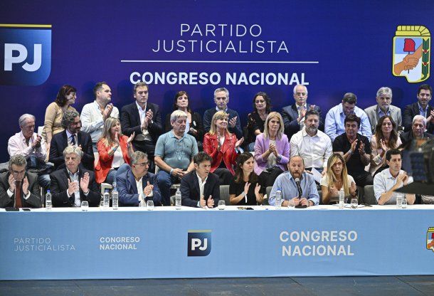 El Partido Justicialista deliberó en Ferro para conformar un frente bien amplio en las elecciones