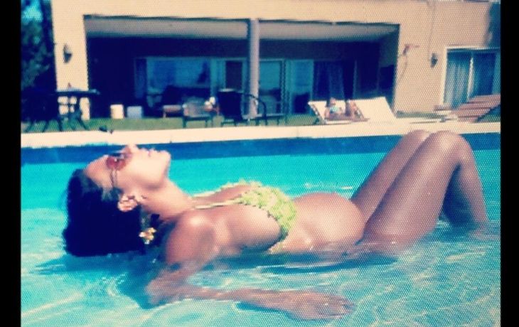 Tamara Alves luce con orgullo su panza de siete meses