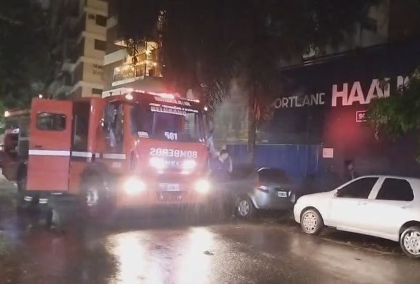 Fuerte explosión en una obra en construcción en Belgrano obligó a Bomberos a movilizarse