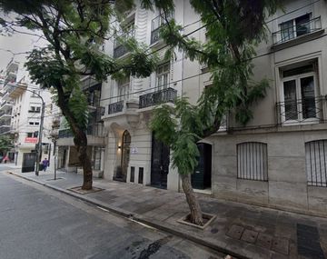 Hallan ahorcado al detenido por matar y descartar el cuerpo envuelto en una cortina