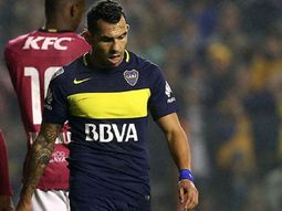 El Apache coquetea con el fútbol chino y los hinchas sufren El Apache coquetea con el fútbol chino y los hinchas sufren