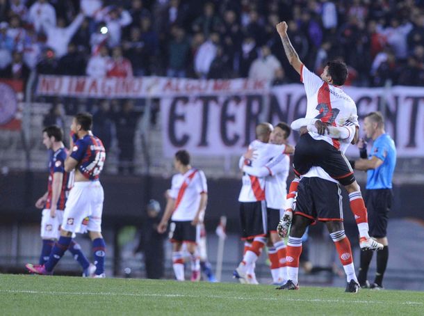 Mirá las atajadas de Barovero que clasificaron a River