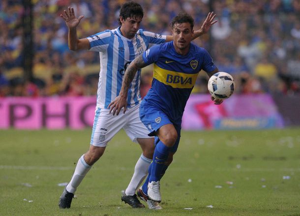 Boca no pega una: Daniel Osvaldo se fracturó un dedo