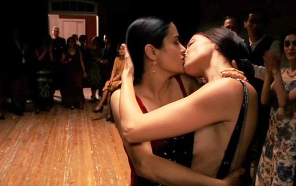 Salma Hayek acusó a Harvey Weinstein de obligarla a tener sexo con otra mujer en Frida