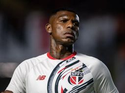 escandalo en san pablo: un jugador se fue sin aviso a ecuador y no logran contactarlo escandalo en san pablo: un jugador se fue sin aviso a ecuador y no logran contactarlo