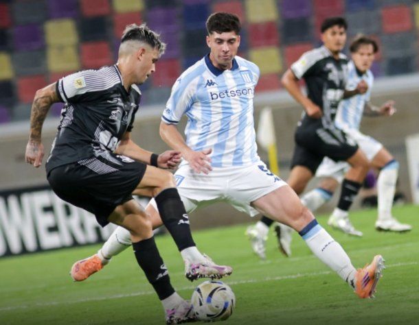 Racing igualó sin goles con Central Córdoba y quedó cerca de la zona de playoffs del Torneo Clausura 2025