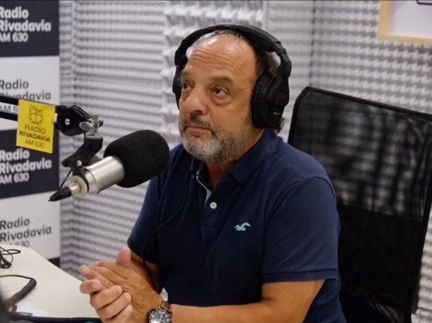 Baby Etchecopar pidió que voten a Sergio Massa antes que a Javier Milei