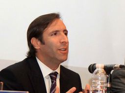 Hernán Lorenzino no descarta tomar deuda en el exterior
