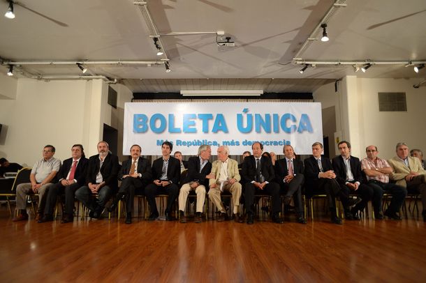 La oposición rechazó el adelantamiento de la puesta en vigencia del nuevo Código Civil