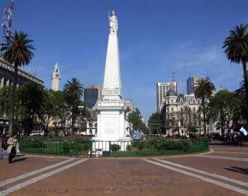 La Ciudad celebra 40 años de democracia con un evento histórico en Plaza de Mayo 