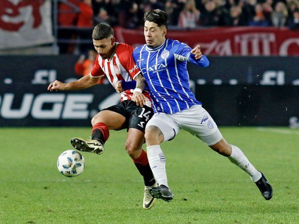 Estudiantes vs Godoy Cruz.
