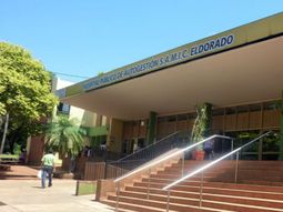 Mujer apuñalada por su ex agoniza