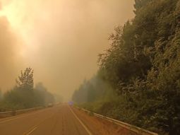 incendios en chubut: cortaron la ruta 40 por el avance de las llamas sin control incendios en chubut: cortaron la ruta 40 por el avance de las llamas sin control