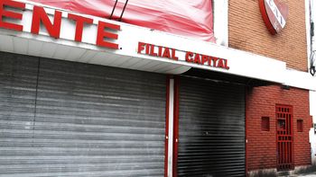 incendiaron y robaron dos sedes del club independiente incendiaron y robaron dos sedes del club independiente