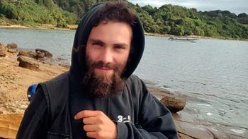 Santiago Maldonado : la autopsia reveló que murió por asfixia por inmersión e hipotermia Santiago Maldonado : la autopsia reveló que murió por asfixia por inmersión e hipotermia