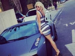 wanda nara se auto-saludo por el dia del trabajador wanda nara se auto-saludo por el dia del trabajador