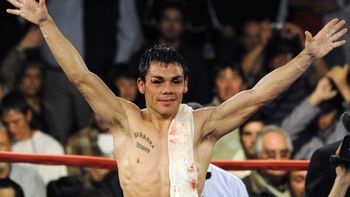 reveco vencio al mexicano lara y retuvo el titulo mundial reveco vencio al mexicano lara y retuvo el titulo mundial