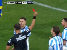 maravilla martinez fue expulsado en rosario central vs. racing por una inedita reaccion maravilla martinez fue expulsado en rosario central vs. racing por una inedita reaccion