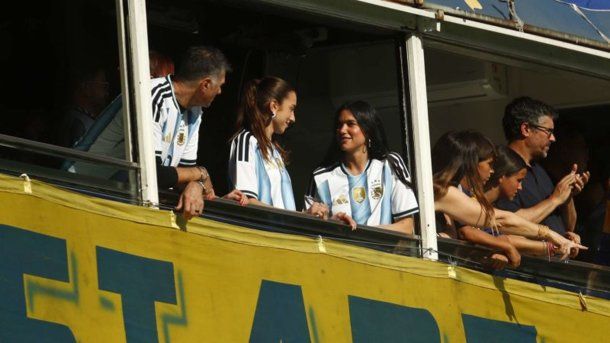 Dua Lipa habló con un hincha de Boca tras el Superclásico: Me encantó