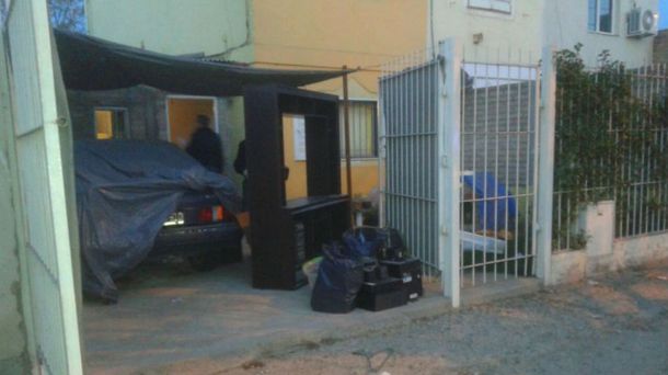 La usurpadora: le dejó la casa a su amiga, volvió y ya no pudo entrar