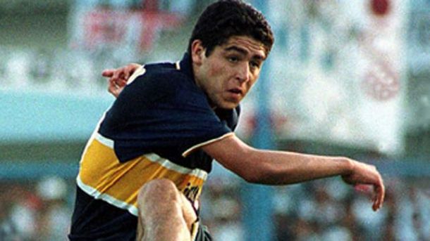 A 16 años de su debut, Juan Román Riquelme fue furor en Twitter