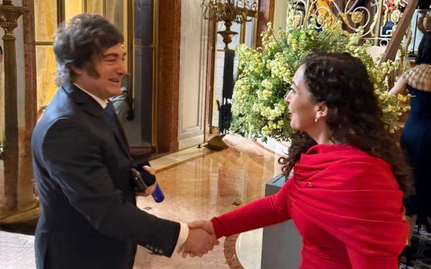 Causa Malvinas: crecen las críticas a Javier Milei por el saludo a la presidenta de Kosovo