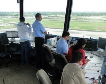 Duro cuestionamiento de Aerolíneas a medida de fuerza que afectaría a miles de pasajeros