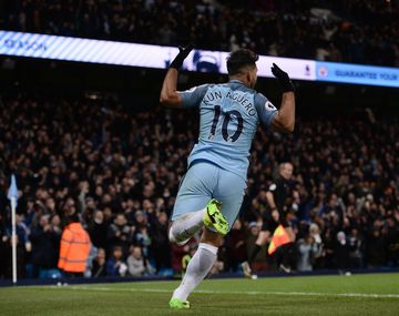 El Kun metió el cuarto del City ante West Ham