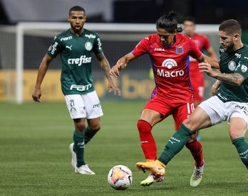 Tigre cayó por goleada ante Palmeiras y se quedó afuera de todo