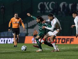 partidazo en junin: sarmiento empezo ganando, pero los tres puntos se los llevo argentinos partidazo en junin: sarmiento empezo ganando, pero los tres puntos se los llevo argentinos