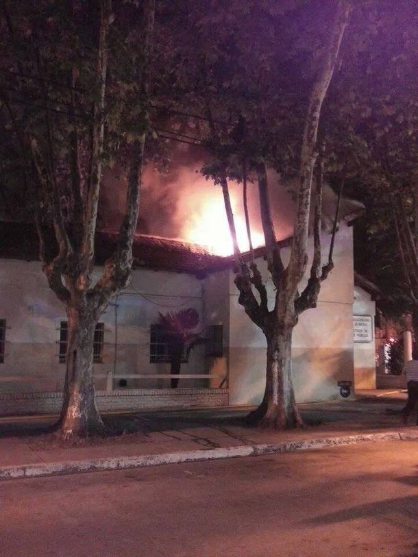 Incendio en el Hospital Eva Perón de Merlo