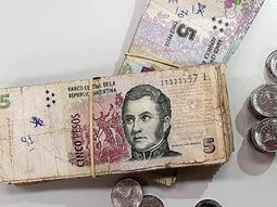 Extienden la validez de los billetes de 5 pesos