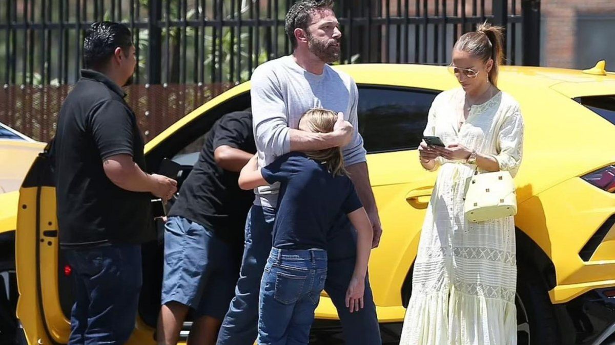 El hijo de 10 años de Ben Affleck chocó un Lamborghini en Los Ángeles