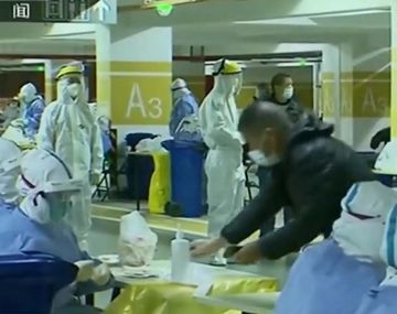 Brote de coronavirus en el aeropuerto de Shanghái: más de 500 vuelos anulados