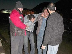 violento enfrentamiento entre sindicalistas de la uocra en ushuaia violento enfrentamiento entre sindicalistas de la uocra en ushuaia
