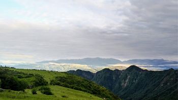 El pueblo en medio de las Yungas que tiene pocos habitantes y mucha humedad El pueblo en medio de las Yungas que tiene pocos habitantes y mucha humedad