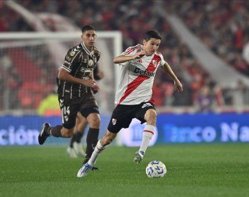Cruces por el tiempo neto de juego en River-Platense: la curiosa comparación