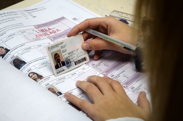 A 18 días de las PASO, un precandidato presidencial ya admitió su derrota