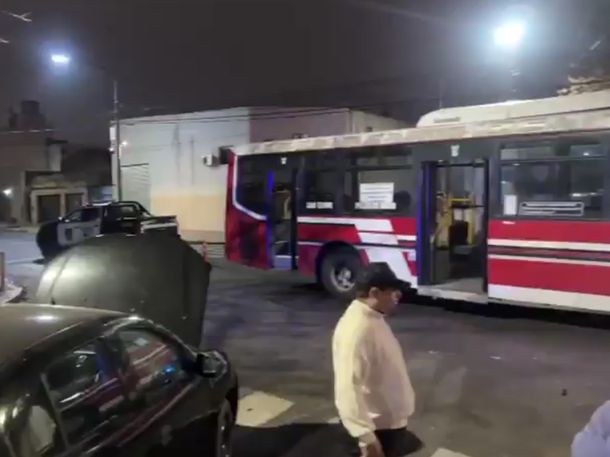 Cinco personas resultaron heridas.