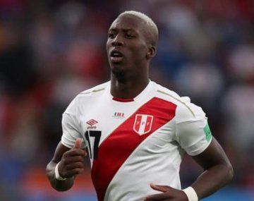Boca sumó otro refuerzo: Luis Advíncula viajará para firmar su contrato