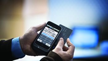 la mitad de las transacciones en 2020 se haran por celular la mitad de las transacciones en 2020 se haran por celular