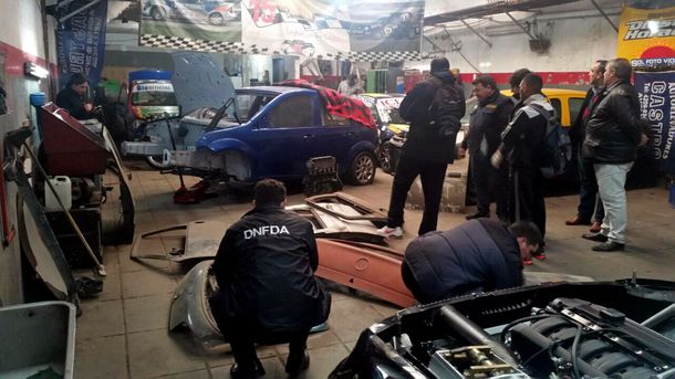 Clausuraron en Mataderos un desarmadero de alta competición