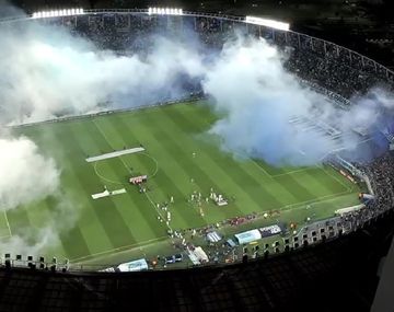 El impactante recibimiento de Racing para los octavos de final del Torneo Apertura