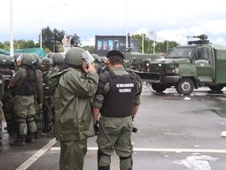 polemica: quitan gendarmes de la matanza y mandan 500 a cordoba polemica: quitan gendarmes de la matanza y mandan 500 a cordoba