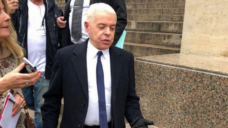 El ex juez Oyarbide está internado con neumonía bilateral por coronavirus