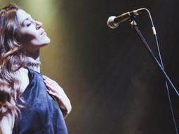 jimena baron presento la tormenta, su segunda cancion como solista jimena baron presento la tormenta, su segunda cancion como solista