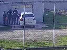 crimen del jubilado en zarate: las imagenes que comprometen a los policias arrestados