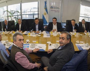 Los sindicalistas reunidos con el ministro Jorge Triaca&nbsp;